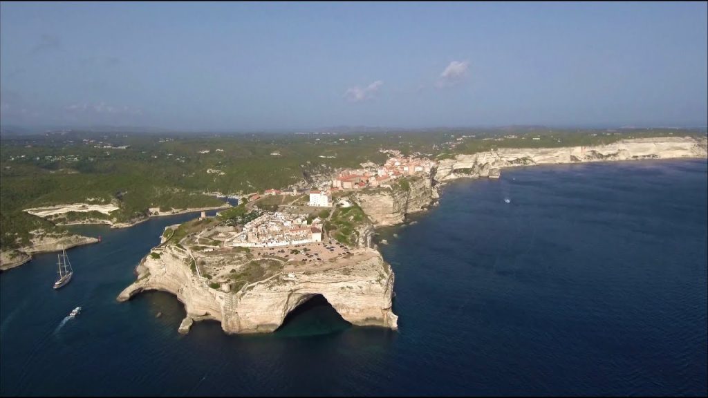 ADV Corsica drone, riprese drone con forte vento +80km/h Bonifacio Drone. Lavoro per Regione Corsica