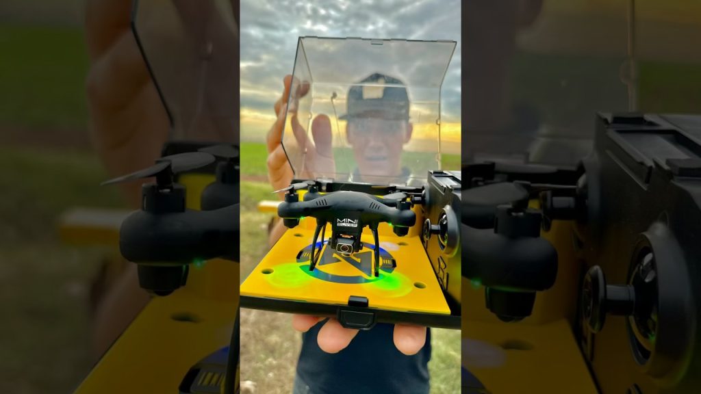 El drone con cámara más pequeño del mundo